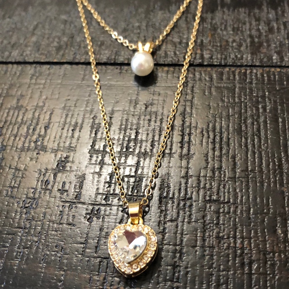 GORGEOUS Vetta  NWT Gold Tone 2 Layer Necklace!